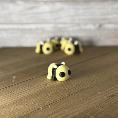 3D Printed Articulated Wiggly Bee Fidget Toy | Flexible Desk Buddy | Cute Bee Gift | Stress Relief Fidget | Perfect for Valentine’s Day