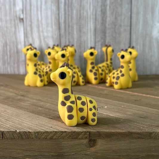 3D Printed Articulated Giraffe Fidget Toy – Flexible Animal Desk Companion – Sensory Toy for Kids & Adults