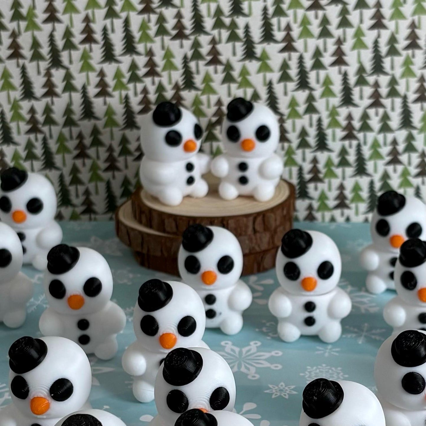 Baby Snowman Wiggly Pal - 3D Print Fidget Toy  - articulating animal